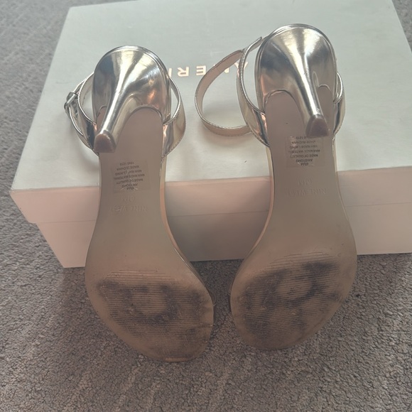 Nine West Two Piece Ankle Strap Gold heels - Picture 4 of 7